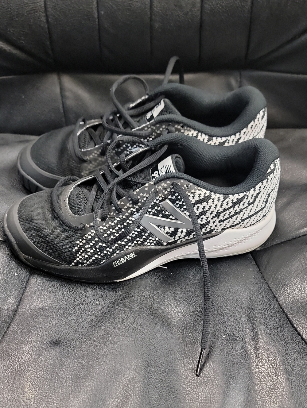 New Balance Women's Black and White Knit Running Sneakers